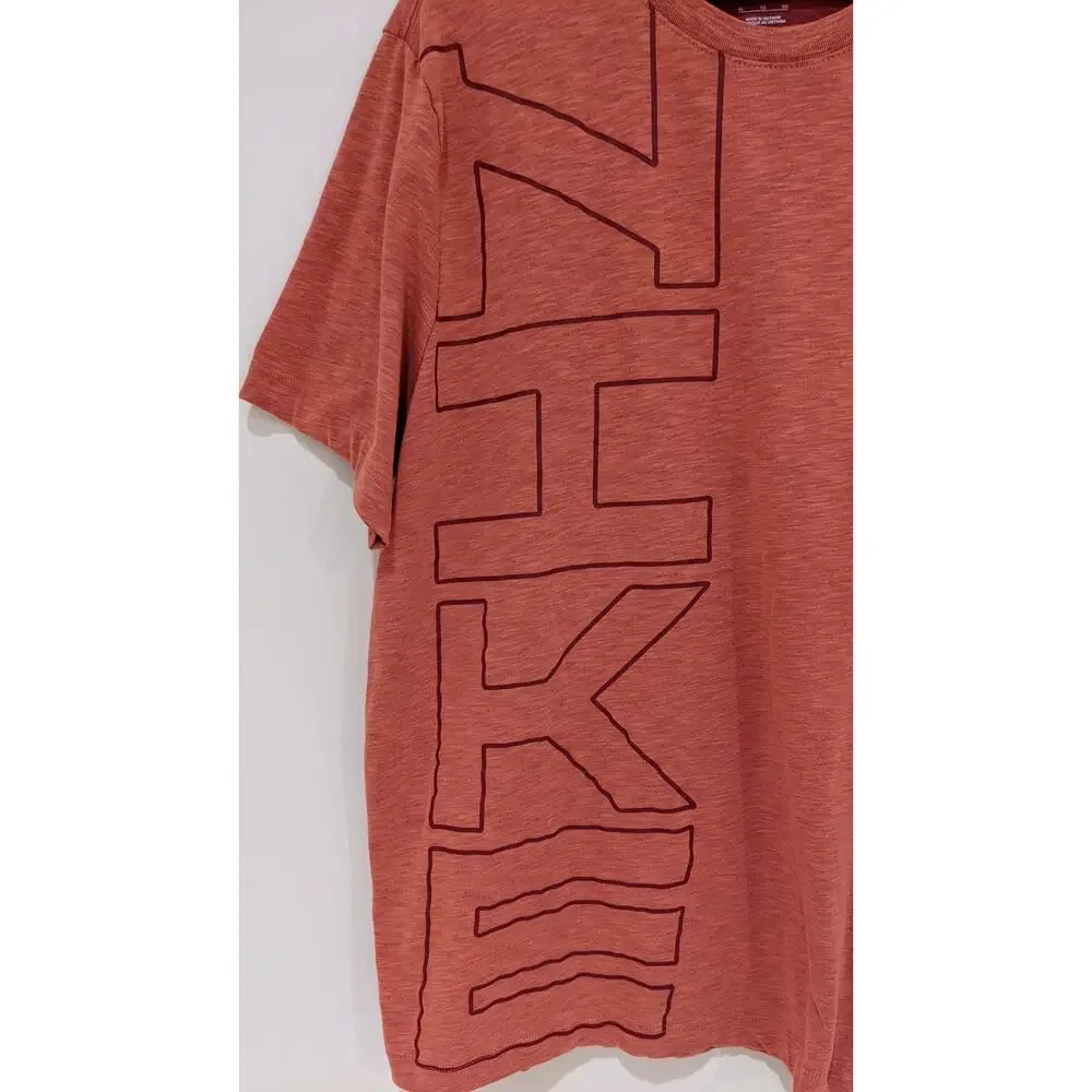 Mens Nike Dri-Fit Graphic Training Short Sleeve Tee Size XL Magic Ember